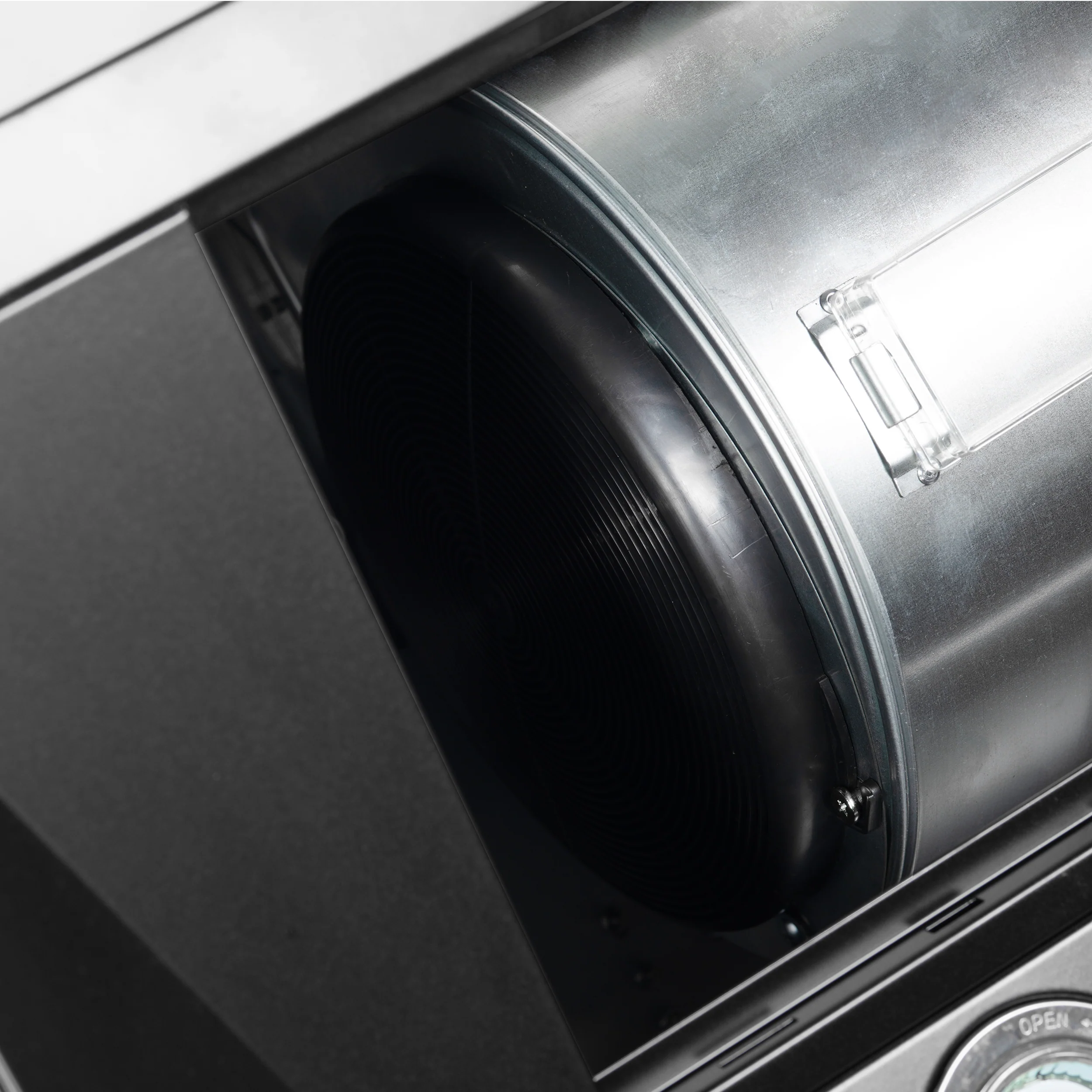 Forno Aria 36 Inch Wall-Mounted Range Hood in Black - Image 13